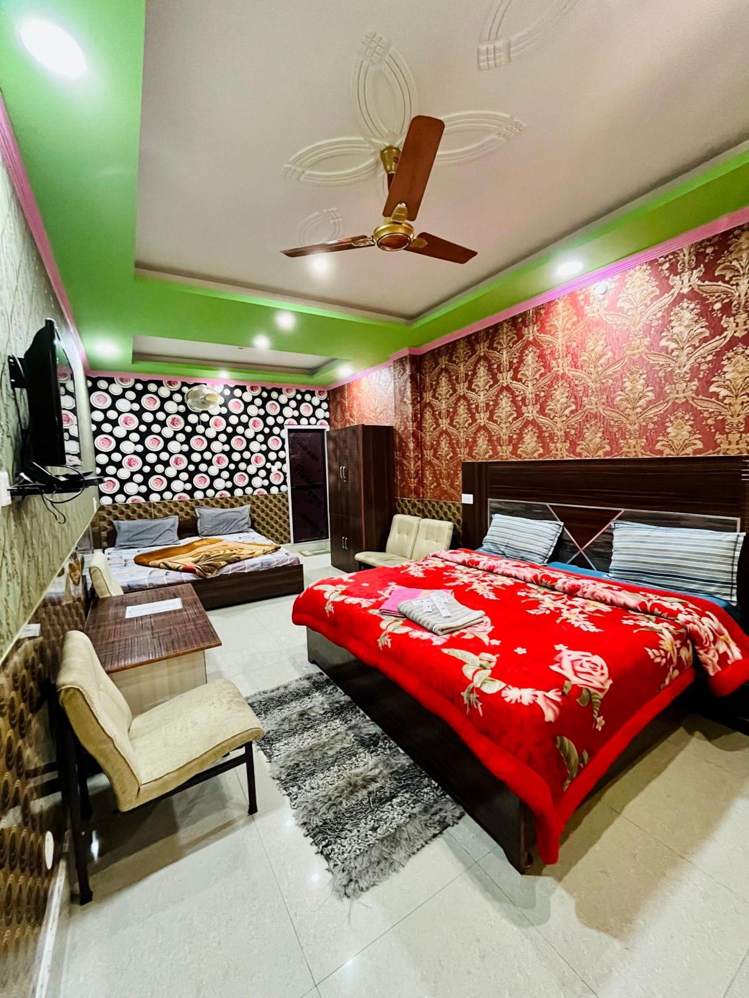Hotel Waterland Aiju Bagian luar foto